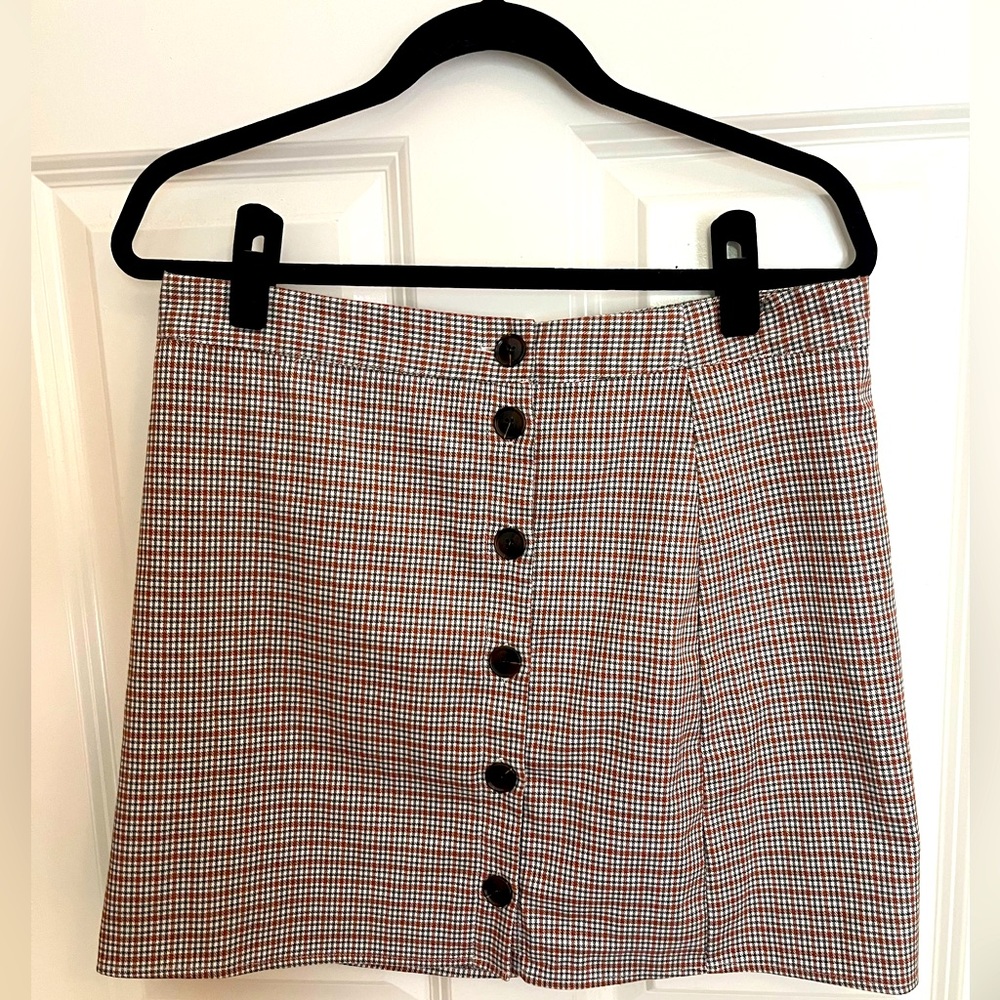 William B mini skirt